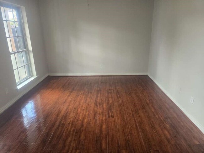 Building Photo - 11706 N Kathy Ave