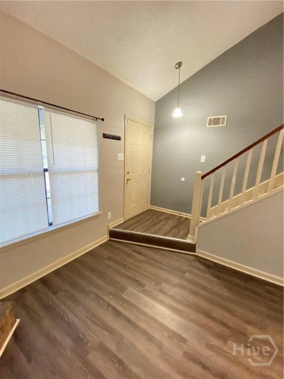 Building Photo - 163 Holland Park Cir