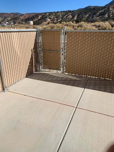 Back Porch - 920 25 E St