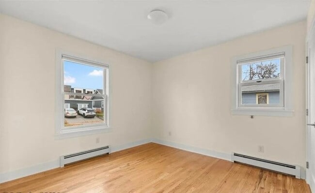 Building Photo - Downtown Bozeman Bungalow - 3 Bed | 2 Bath | Fully Renovated
