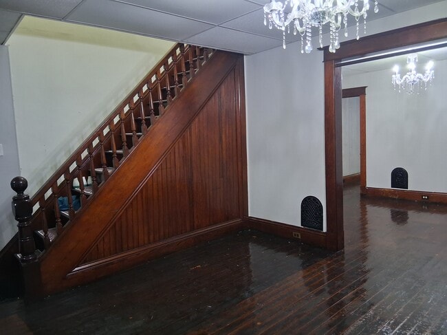 Living room - 307 Church St