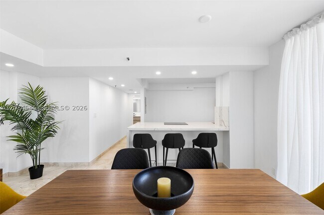Building Photo - 2401 Collins Ave