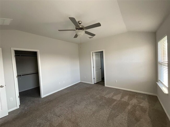 Building Photo - 1629 Dubiel Dr