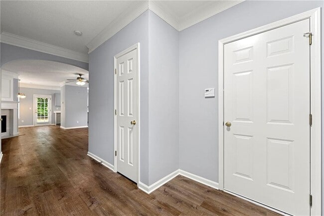 Building Photo - 5654 Lawley Rd