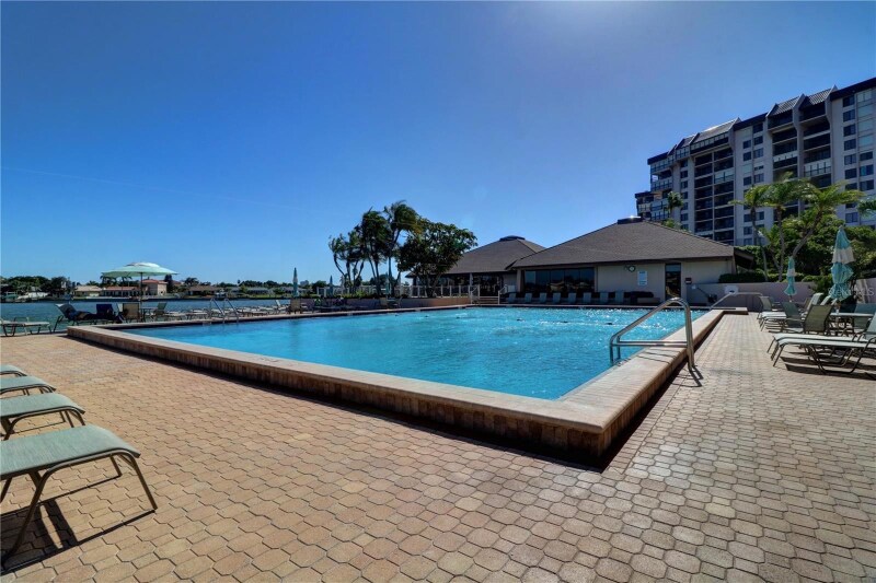 Building Photo - 9495 Blind Pass Rd