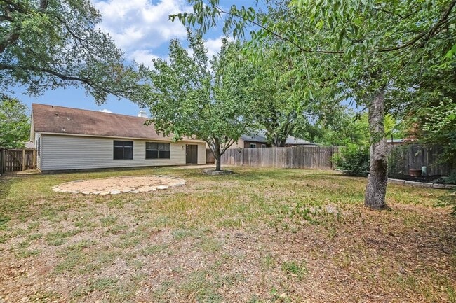 Building Photo - 1305 Elm Forest Dr
