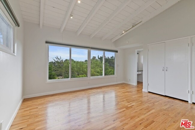 Building Photo - 13463 Rand Dr