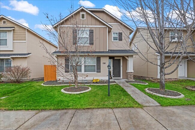 Primary Photo - 3 Bedroom 2 Bathroom Home in Meridian