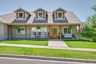 Building Photo - 4432 Vista Pointe Dr
