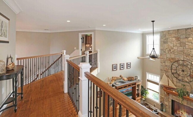 Building Photo - 43 Shore Rd