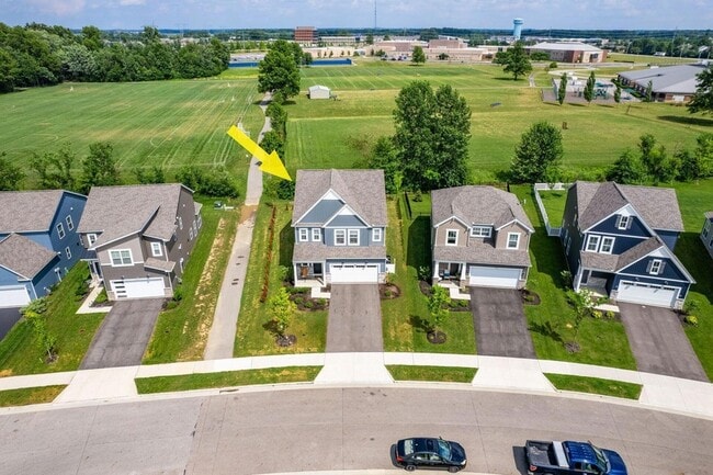 Building Photo - 7233 Celebration Dr