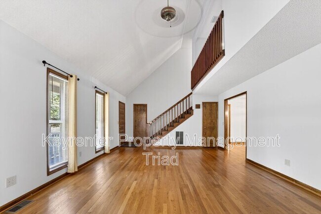 Building Photo - 407 Grenham Rd