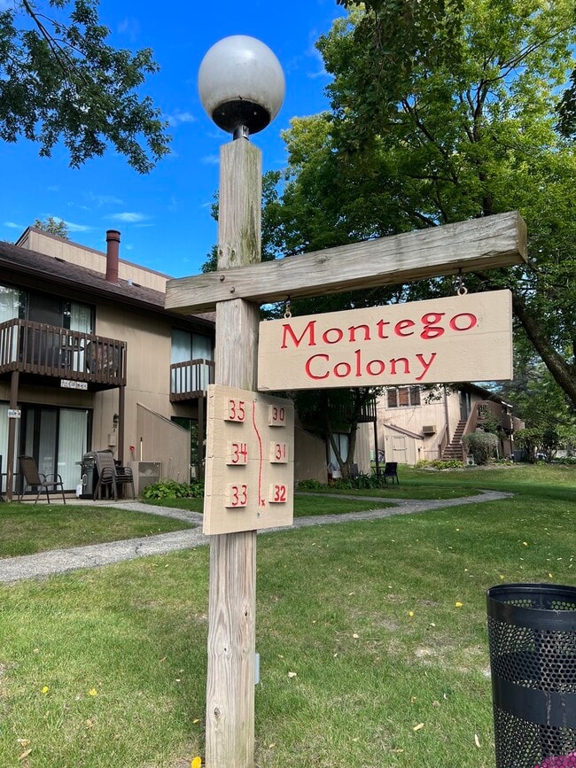 Building Photo - 32 Montego Colony
