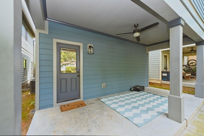 Building Photo - **NEWER HOME IN THE HEART OF EAST NASHVILL...