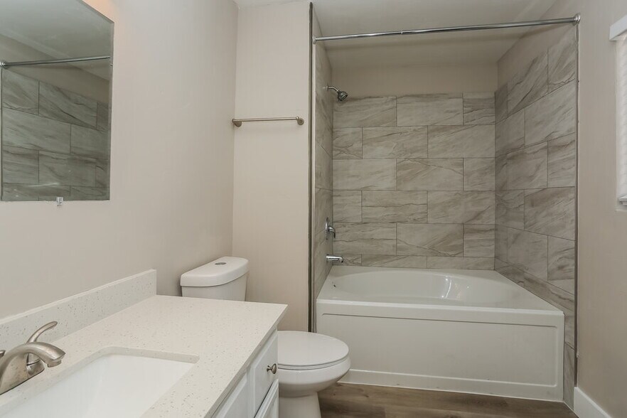 Building Photo - 3459 Whitman Falls Dr