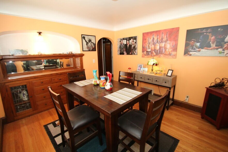 Building Photo - 2639 N 61st St