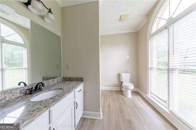 Building Photo - 2267 Bascomb Carmel Rd