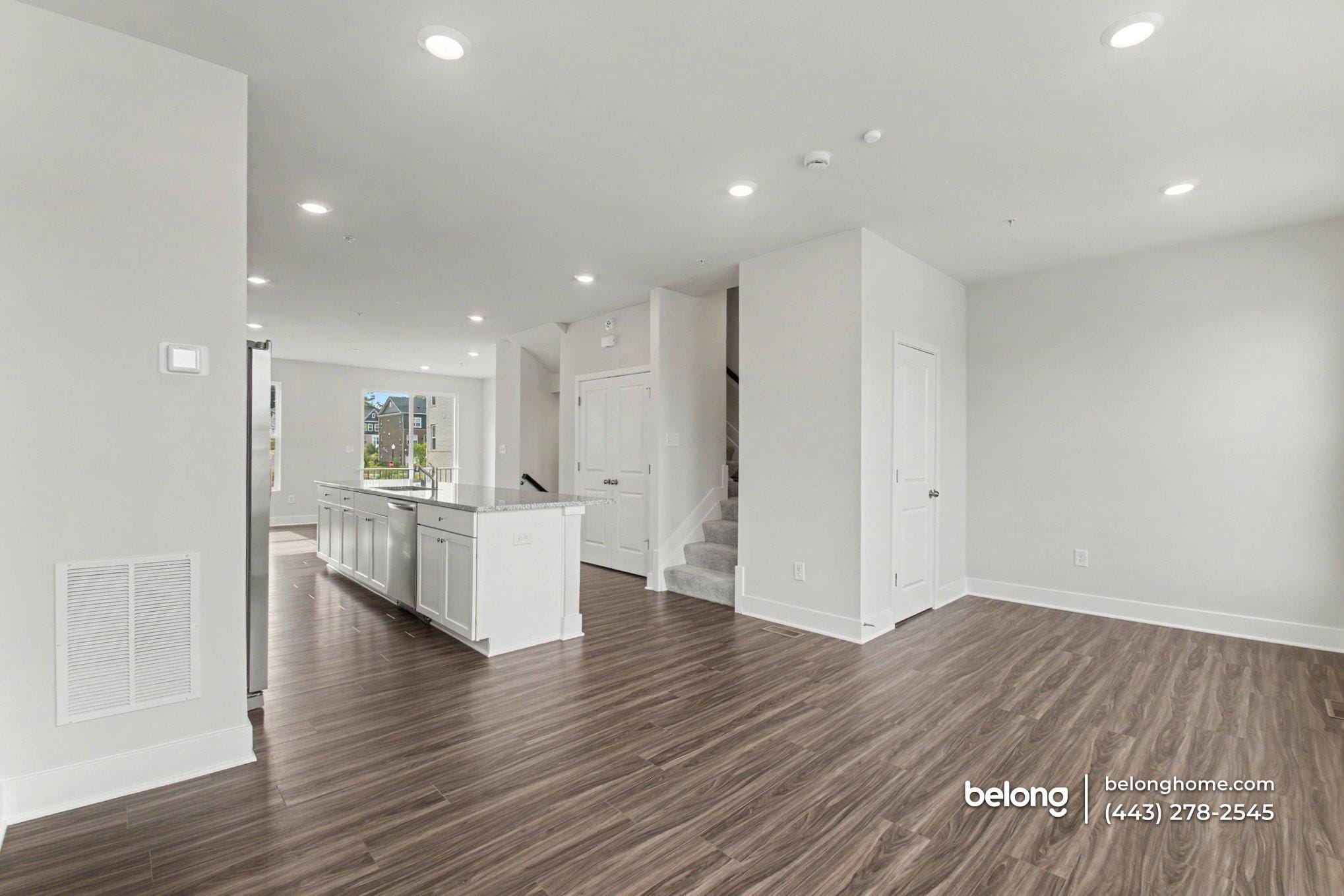 Building Photo - 6876 Barrowfield Pl