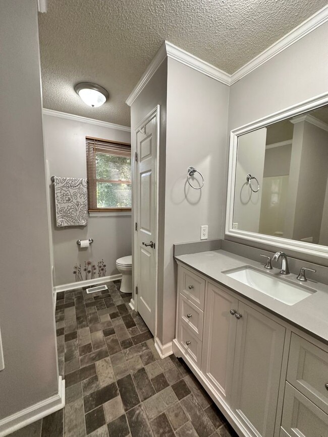 Building Photo - Exclusively Offered by Muse Realty Rentals, LLC