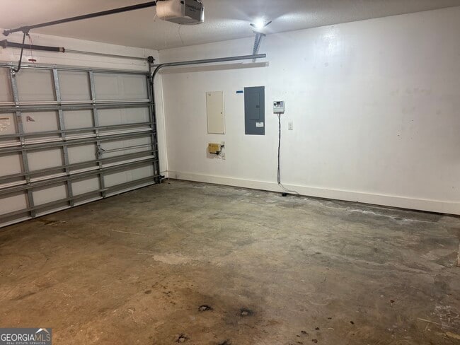 Building Photo - 603 Victorias Cir