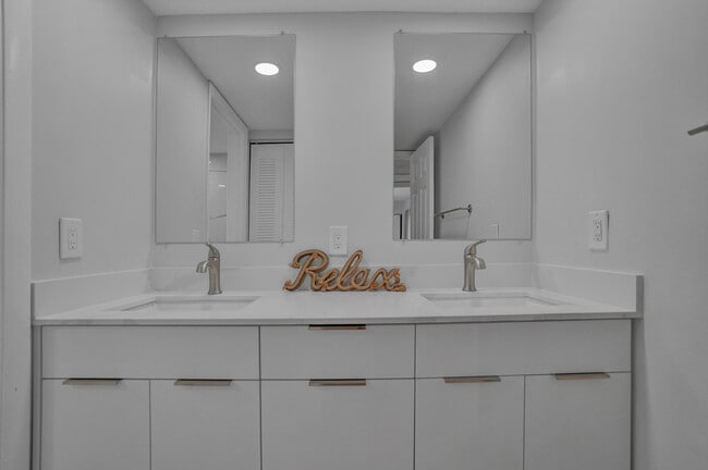 Building Photo - 22232 Boca Rancho Dr