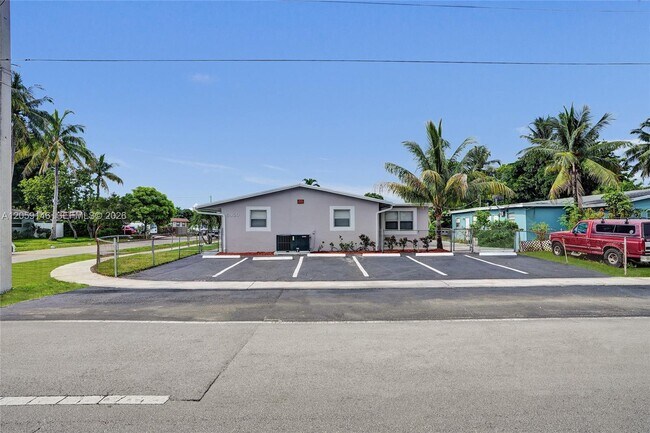 Building Photo - 5900 NW 19th St