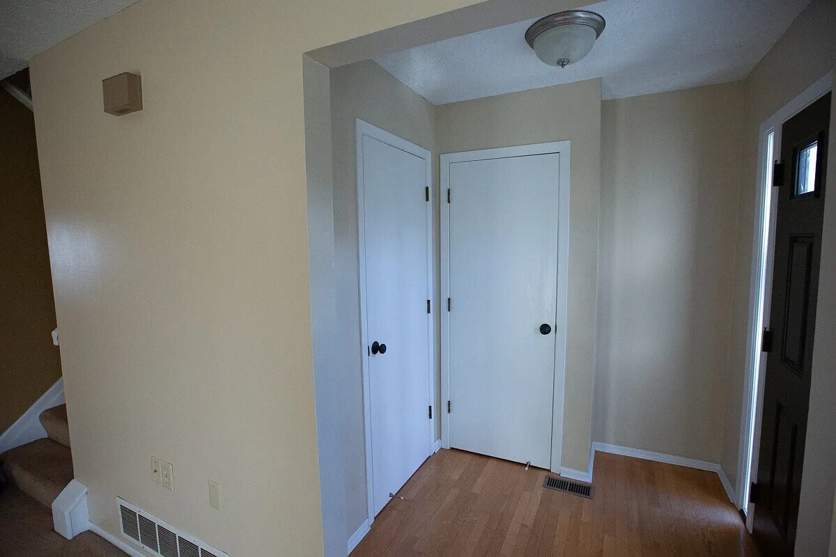 Building Photo - 1264 Michigan Ave