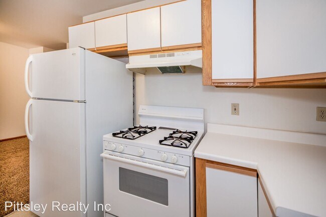 Building Photo - 2 br, 2 bath Apartment - 735 Fotis Drive
