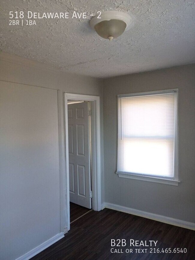 Building Photo - 518 Delaware Ave