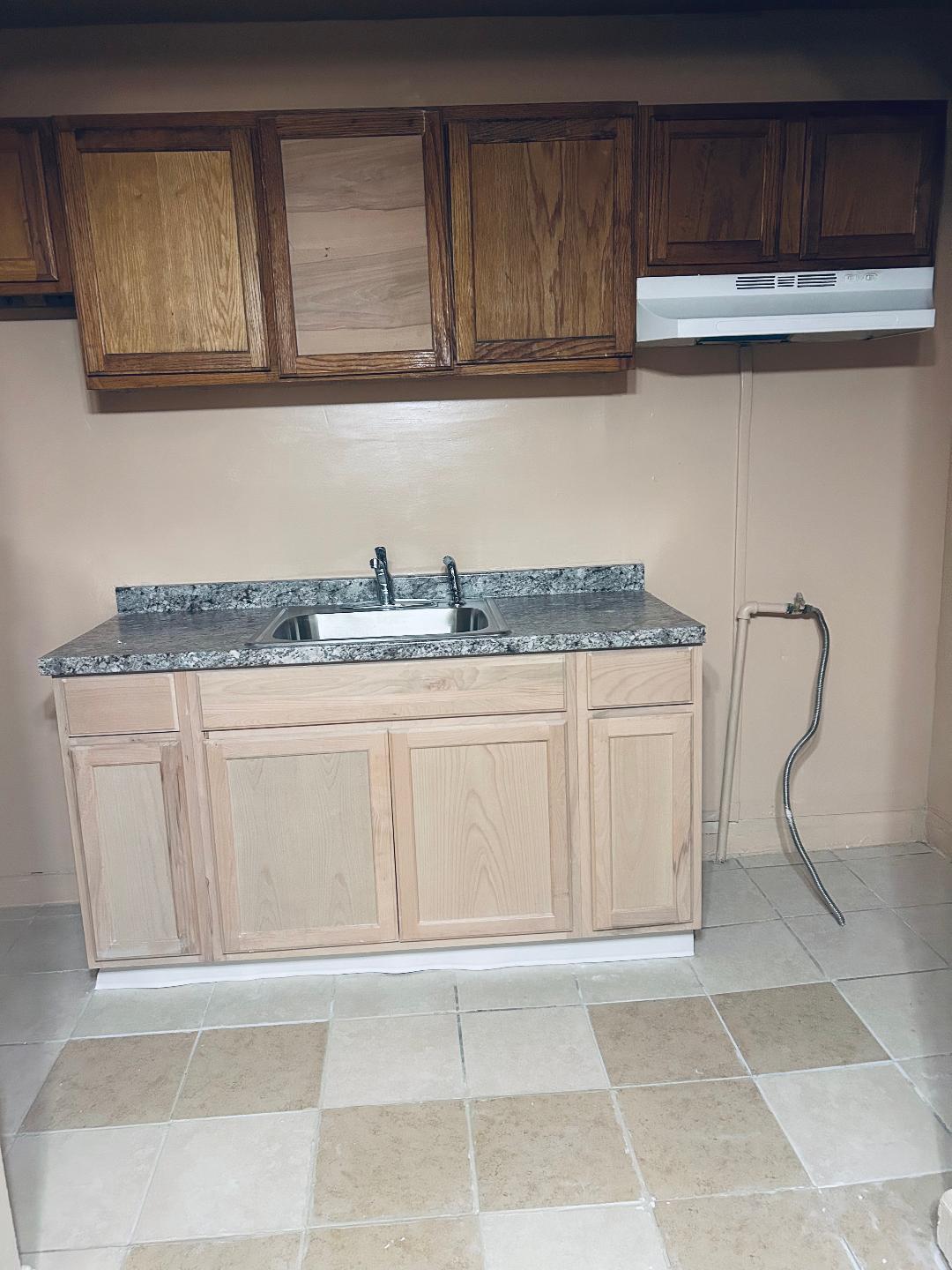 Building Photo - 3408 1/2 Cotwood Pl