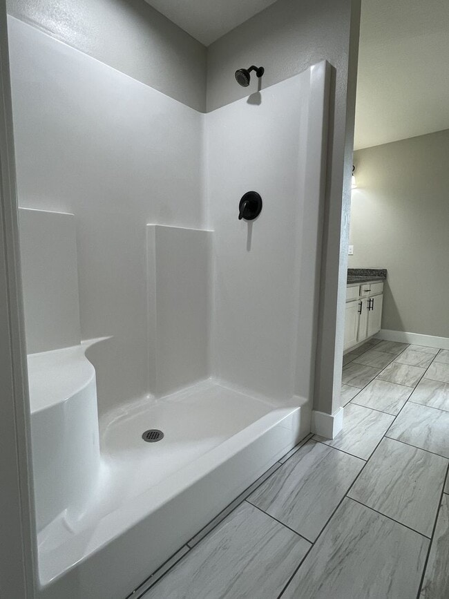 Building Photo - 108 Kennedy Ct