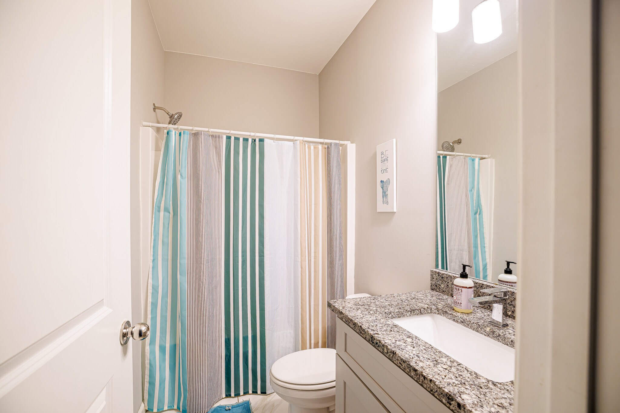Building Photo - 439 Vinings Vintage Cir