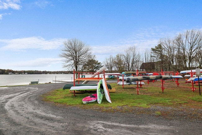 Building Photo - 126 Petrarch Trail