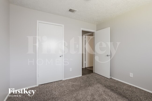 Building Photo - 22403 Ivygate Dr