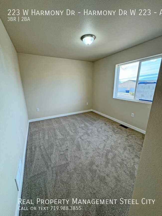 Building Photo - Brand New 3-bed, 2 bath located in Pueblo ...