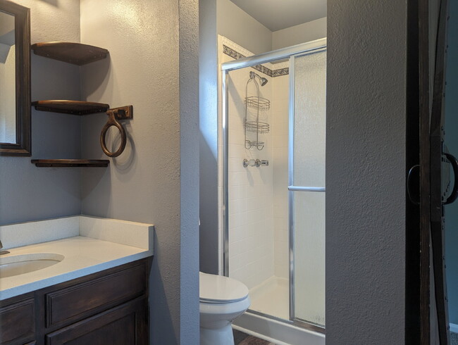 Building Photo - Super 3/2 ranch home!
