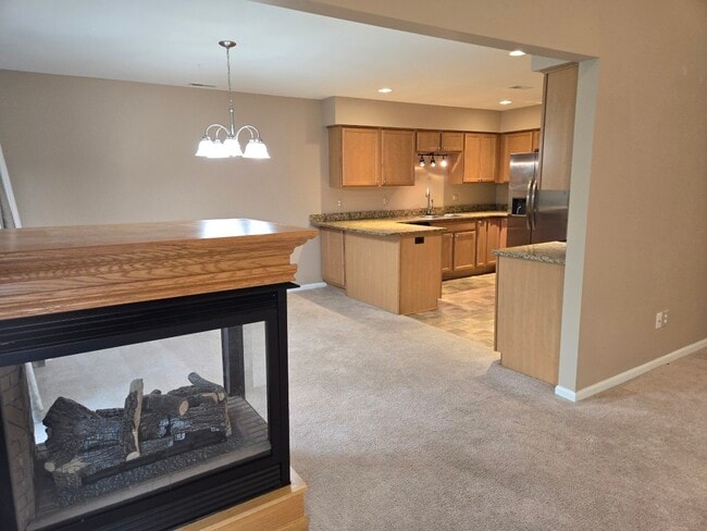 Building Photo - 14382 Shadywood Dr