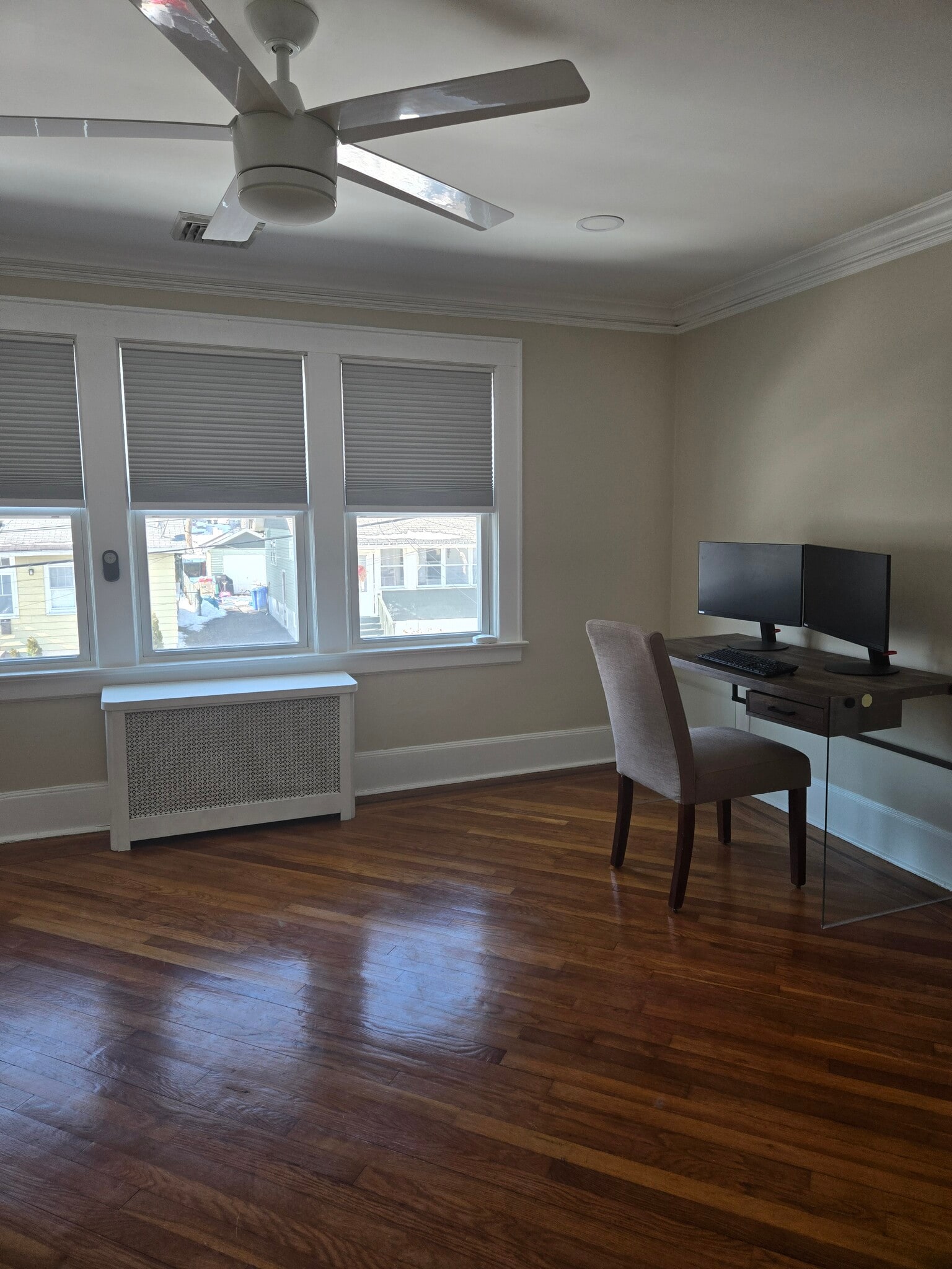 Building Photo - 74 Hughes St