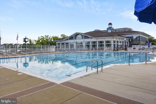Building Photo - 44030 Gala Cir