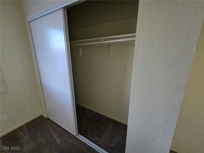 Building Photo - 4300 N Lamont St