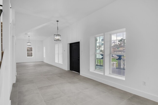 Building Photo - 17128 Spindle Oaks Dr