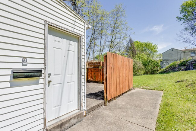 Building Photo - 2059 Fair Ave