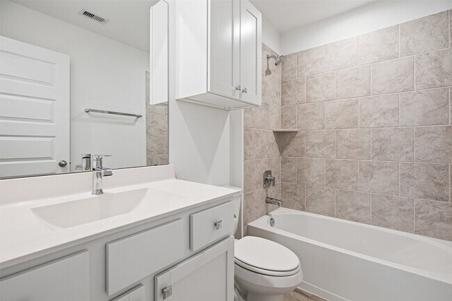 Building Photo - 31814 Hallington Hl Ln
