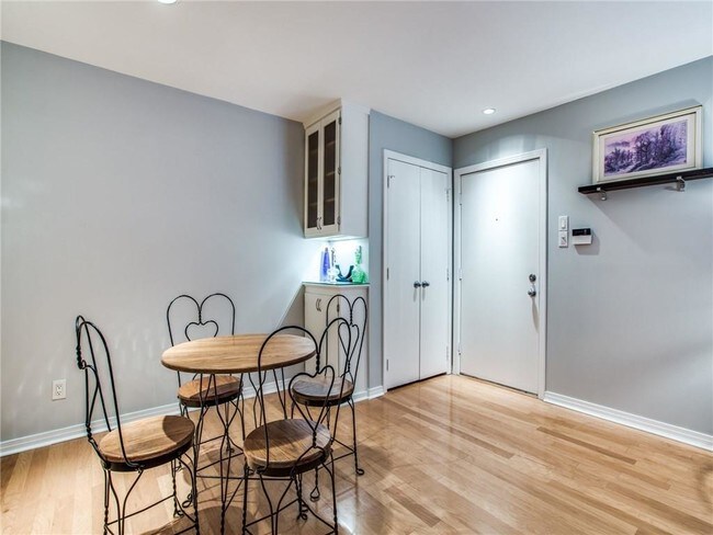 Building Photo - 3711 Holland Ave