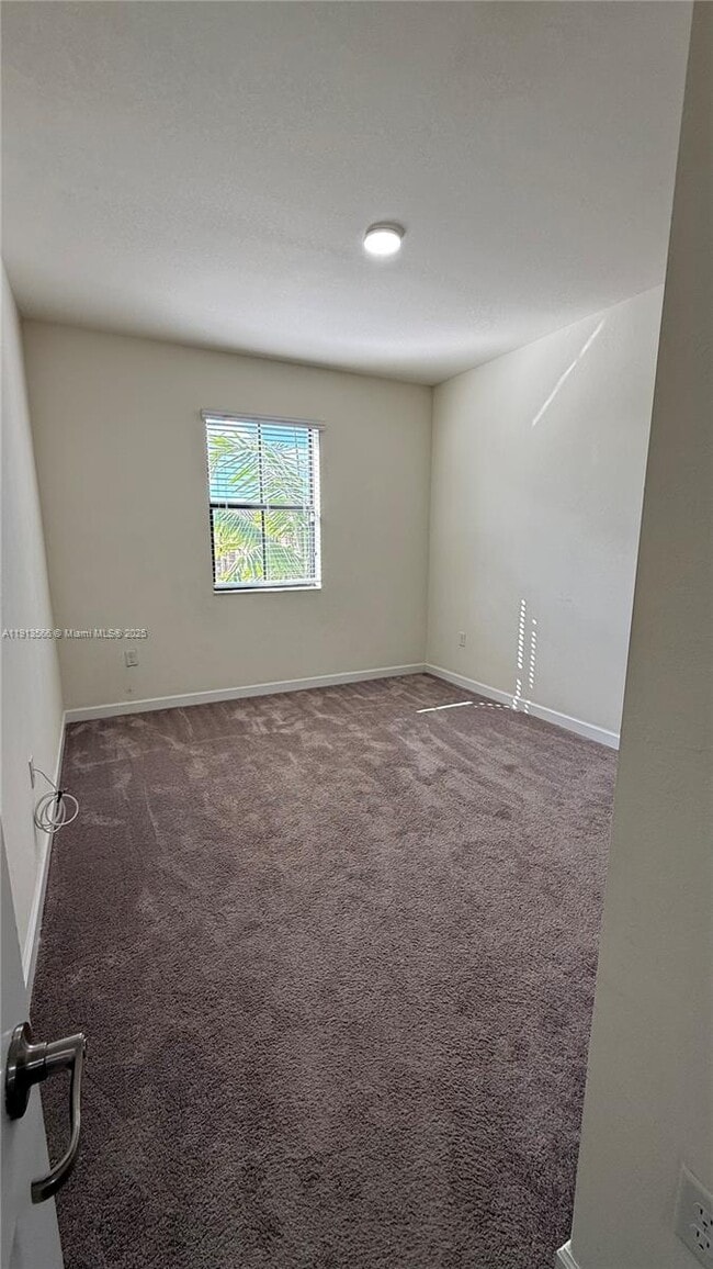 Building Photo - 25301 SW 114th Ct