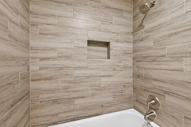 Building Photo - 1114 Briarmead Dr