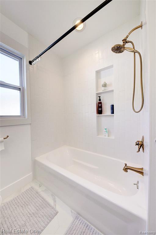 Building Photo - 8126 Dale St