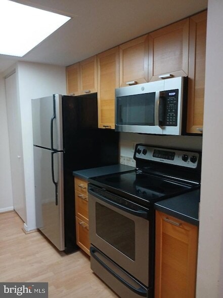 Building Photo - 10547 Beacon Ridge Dr