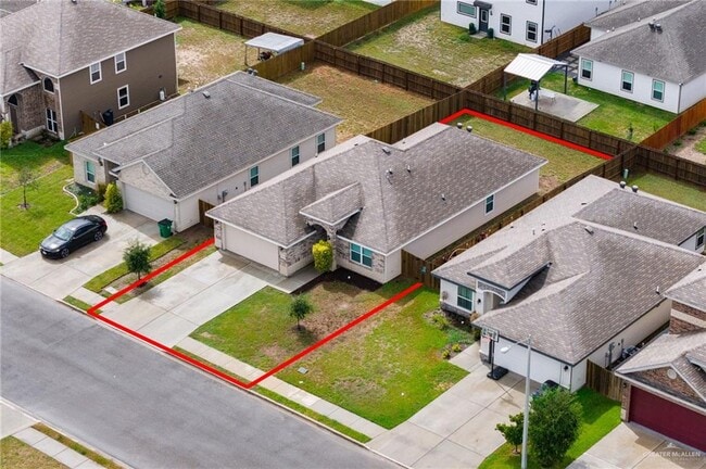 Building Photo - 19 N 26th Dr