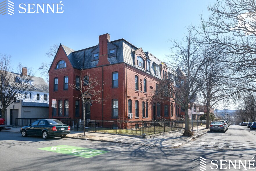 Primary Photo - 53 Laurel St